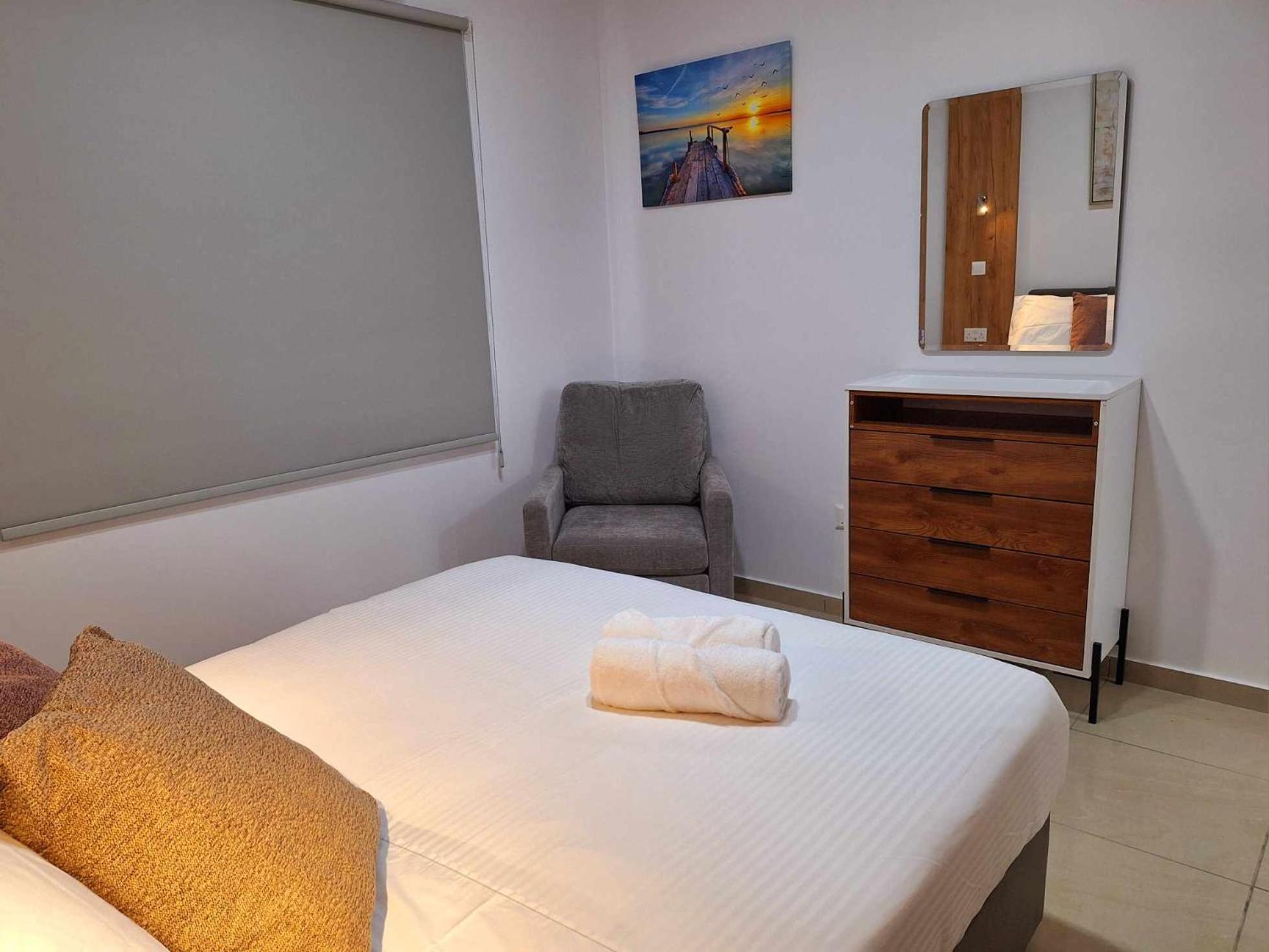 Stylish Apt Kato Paphos Close To Beach & Vibrant Harbor Life Экстерьер фото